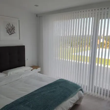 Apartment Carino - En De Bergantinos Malpica