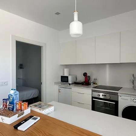 Carino - En De Bergantinos Lejlighed